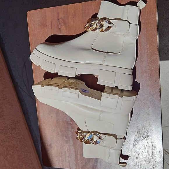 Rachel Zoe Lyra Chelsea Combat Ankle Boots - Picture 10 of 13